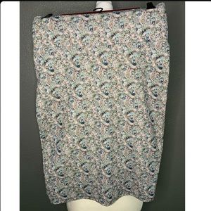 Lularoe- Cassie Pencil Skirt- Small